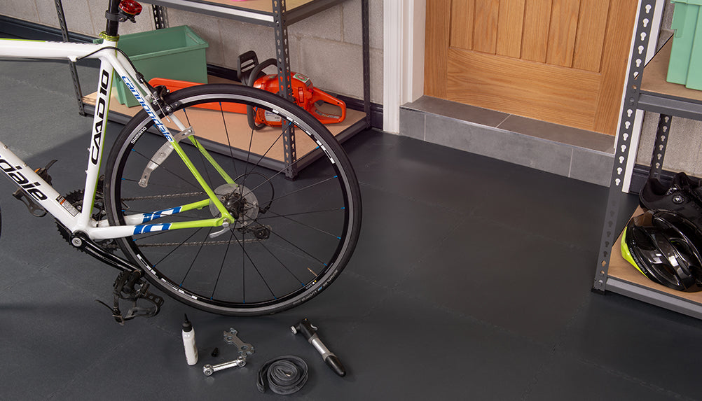 Comparing PVC Tiles With Rubber Floor Mats – Garage Flooring