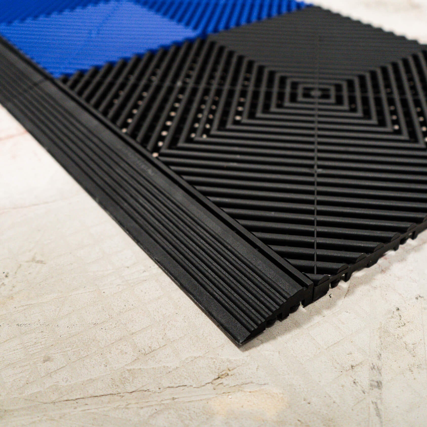 Shop Swisstrax UK Ribtrax® Pro - Jet Black Ramp Pegged (Each) — Garage ...